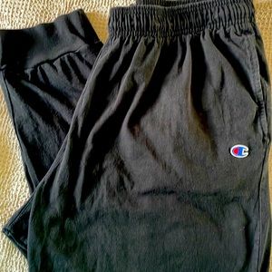 Champion all cotton jogger. 2XL. EUC black